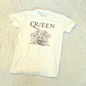 Queen tee shirt